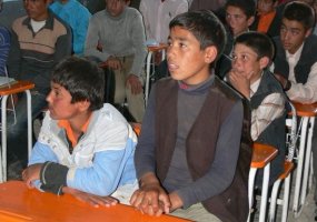 Lithuanian peacekeepers schooled together with Afghan youth  - 3