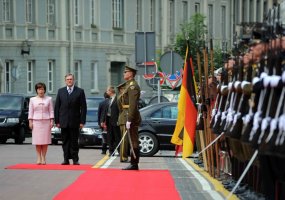 „Be saugumo negali būti laisvės, o be laisvės nebus ir ekonominės plėtros, - 4