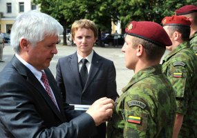 Panevėžyje pasitiktas paskutinysis misiją Kosove baigęs karių būrys - 2