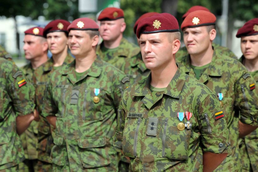 Panevėžyje pasitiktas paskutinysis misiją Kosove baigęs karių būrys
