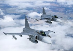 Čekų JAS-39 Gripen naikintuvai saugo mėlyną dangų virš Baltijos - 2