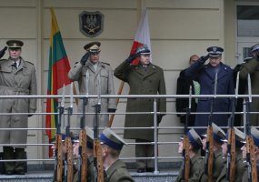 Lietuvos ir Lenkijos kariuomenių vadai aptarė dvišalį bendradarbiavimą  - 2