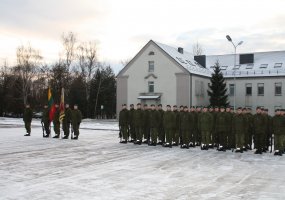 Lietuvos kariuomenės vadas tęsia karinių dalinių lankymą  - 3