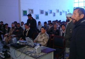 Lietuvos karys afganistaniečiams padovanojo nuotraukų parodą - 2