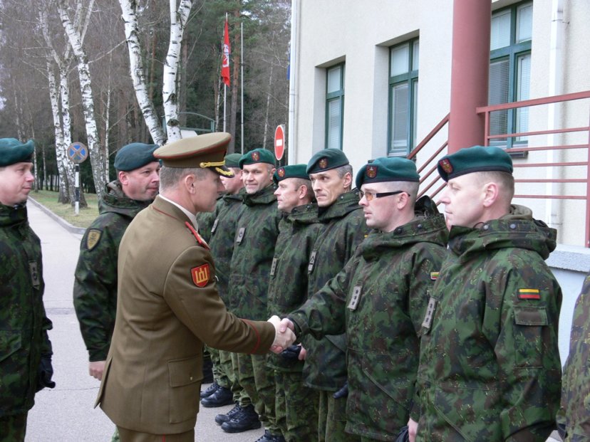 Lietuvos kariuomenės vadas lankėsi Mokomajame pulke