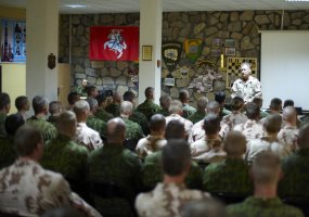 Lietuvos karių stovykloje Afganistane įamžintas srž. A.  Jarmalavičiaus atminimas - 3