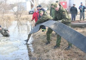 Kariai pašalino ledų sangrūdas Sanžilės upėje ir toliau teikia pagalbą Panevėžio rajone - 4