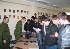 Mokiniai lankėsi Vaidoto batalione - 1
