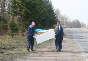 Mindaugo bataliono kariai prisideda prie švarinimosi akcijos „Darom 2010“ - 3