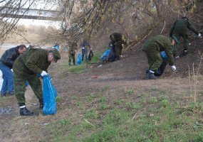 Karo akademijos bendruomenė dalyvavo akcijoje „Darom 2010 - 3