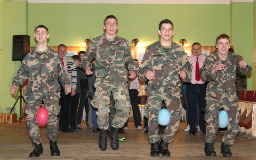 Šv. Velykos Birutės batalione