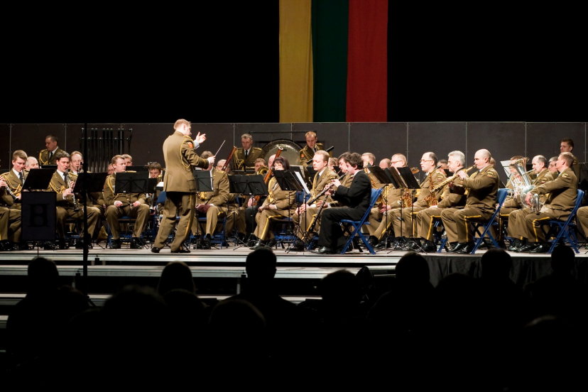 Lietuvos kariuomenės orkestras antrą kartą tapo visišku Lietuvos pučiamųjų instrumentų orkestrų...