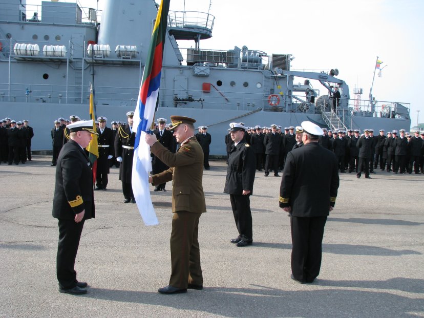 Karo laivų flotilėje inauguruotas naujasis Lietuvos karinių jūrų pajėgų vadas