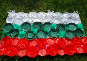 NATO vėliavos - pagamintos iš netradicinių medžiagų    - 1