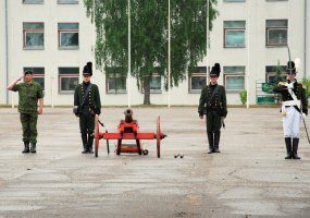 Su Generolo Romualdo Giedraičio artilerijos batalionu atsisveikino vadas plk. ltn. A. Šiuparis  - 3