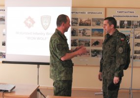 ES kovinės grupės vadas brg. gen. S. Wojciechowskis tęsia vizitą Lietuvoje: lankėsi brigadoje... - 2