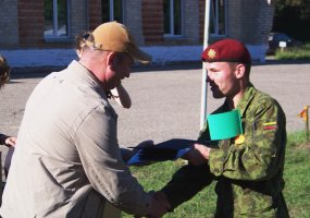 Vyko Krašto apsaugos savanorių pajėgų Žemaičių apygardos 3-iosios rinktinės savanorių sąskrydis  - 5