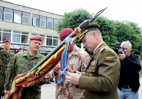 Alytuje iškilmingai sutikti misiją Afganistane baigę Lietuvos kariai - 1
