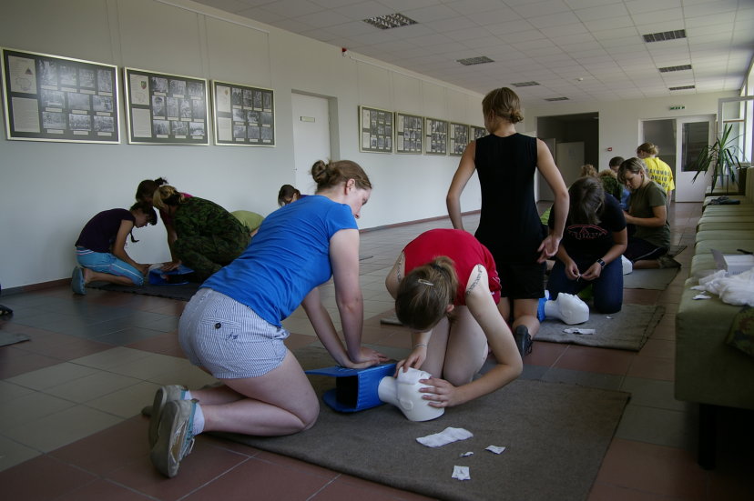 Kaune rengiamas Higienos ir pirmosios medicinos pagalbos kursas jaunosioms šaulėms