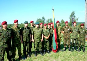 Sausumos pajėgų vadas gen. mjr. J. V. Žukas lankėsi Lenkijoje - 4
