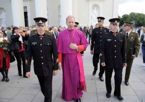 Naujasis kariuomenės ordinaras įšventintas į vyskupus - 2