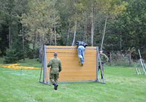 Kariuomenės vadas ir Vilniaus Sostinės LIONS klubas pakvietė moksleivius susipažinti su karių... - 6