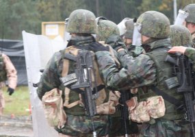 Kazlų Rūdoje vyksta baigiamosios karių pasirengimo misijai Afganistane pratybos „PAG-12 iššūkis - 6