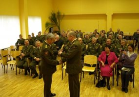 Generolo Adolfo Ramanausko kovinio rengimo centrui vadovaus pulkininkas leitenanatas Vytautas... - 1
