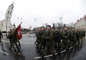 Lietuvos kariuomenės dienos proga Katedros aikštėje vyko iškilminga karių rikiuotė  - 6