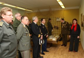 Sausumos ir Krašto apsaugos savanorių pajėgų štabuose lankėsi Lietuvai akredituoti gynybos atašė - 2