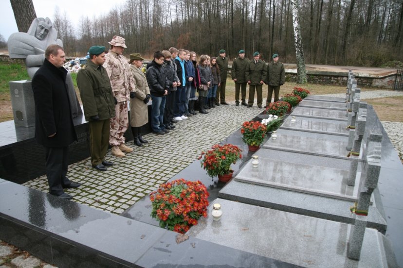Marijampolės įgula minėjo Lietuvos kariuomenės dieną