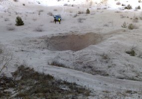 Kariuomenės išminuotojai Radviliškio r. neutralizavo 500 kg aviacinę bombą  - 2