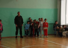 Sausumos pajėgų vadovybės kariai dalyvavo kalėdiniame projekte Vilniaus Šaltinio pagrindinėje... - 1