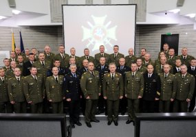 Gen. mjr. A. Pocius: „Vyriausias puskarininkis – išsilavinęs, labiausiai patyręs ir pavyzdys... - 1