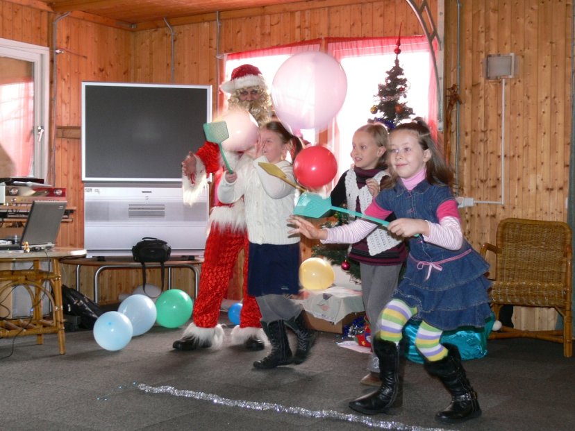 Artilerijos bataliono kariai dalyvavo kalėdinėse akcijose