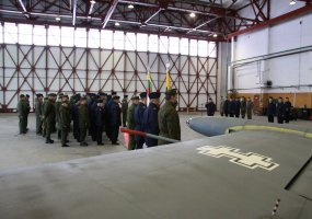 Pasikeitė Karinių oro pajėgų Aviacijos bazės vyriausieji puskarininkiai - 1