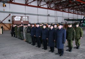Į tarptautinę operaciją Afganistane išlydėta pirmoji Oro pajėgų mokymo grupė - 6