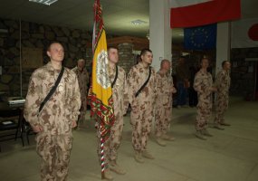 Goro provincijoje Lietuvos kariai paminėjo 15-ąsias Algirdo bataliono kovinės vėliavos įteikimo... - 1