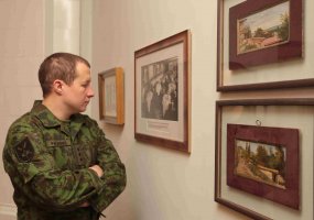 Sausumos pajėgų vadovybės štabo kariai lankėsi Signatarų namuose - 3