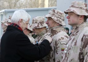 Vilniuje sutikti iš tarptautinės misijos Afganistane grįžę Nacionalinio paramos elemento kariai - 2