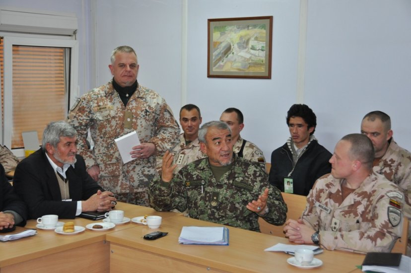 Lithuanian peacekeepers began officer training for Operations Coordination Centre of Ghor 