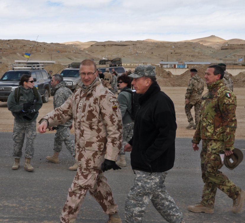 Commander of the International Security Assistance Force Gen David Petaeus visited Ghor province