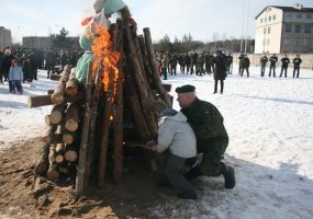 Gedimino štabo kariai kartu su vilniečiais šventė Užgavėnes - 3