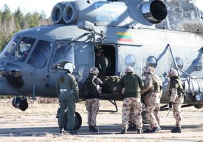 Ruošdamiesi misijai Afganistane, kariai dalyvauja lauko taktinėse pratybose „Nauja pamaina-2“ - 5