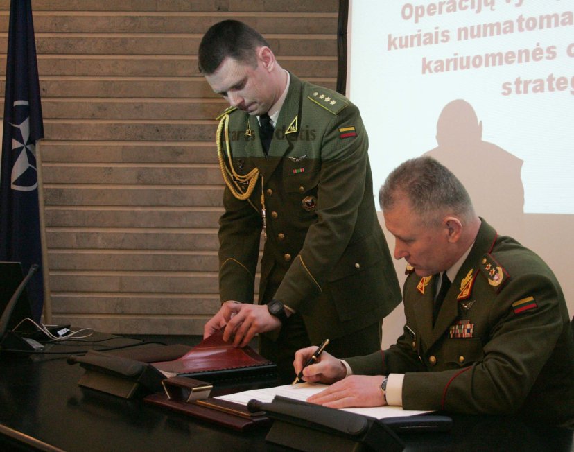 Patvirtinta Lietuvos karinių pajėgų operacinė doktrina 