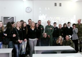 Oro policijos misiją atliekantys Vokietijos kariai susitiko su šiauliečiais  - 3