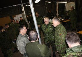 Chief of Defence of Lithuania met with Commander Danish Division conducting exercise in Rukla  - 2