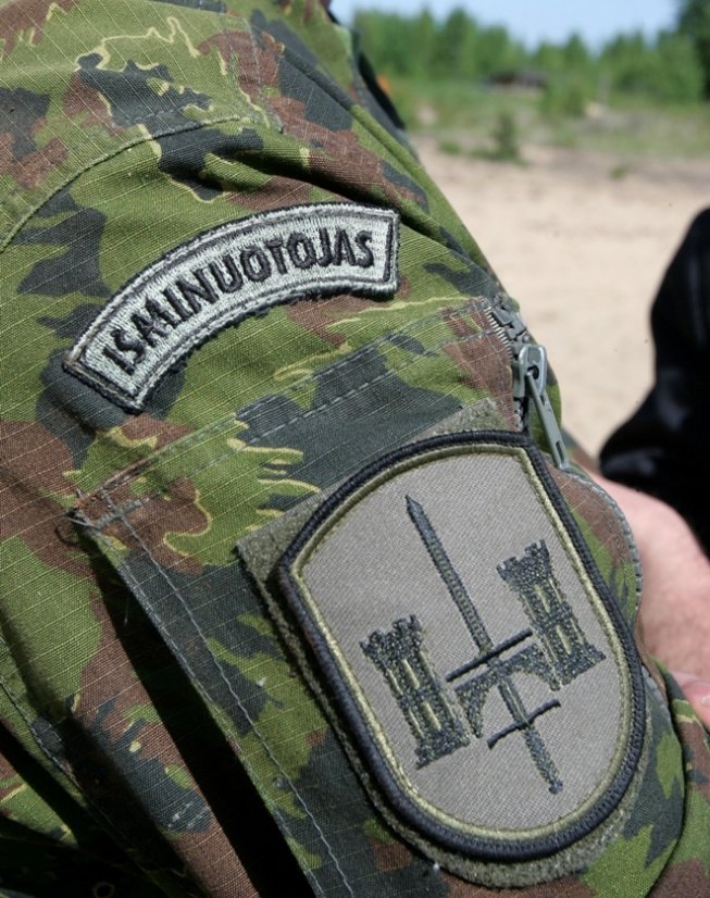 Kariuomenės išminuotojai sunaikino Vilkaviškio rajone rastus II pasaulinio karo laikų sprogmenis
