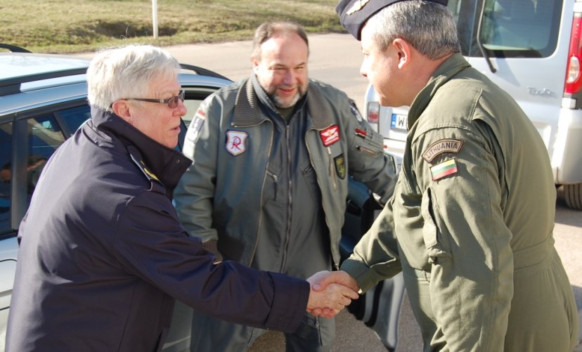 Aviacijos Bazėje lankėsi Vokietijos vyriausiasis karo gydytojas 