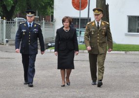 Naujasis Lietuvos karinių oro pajėgų vadas - brg. gen. E. Mažeikis  - 6